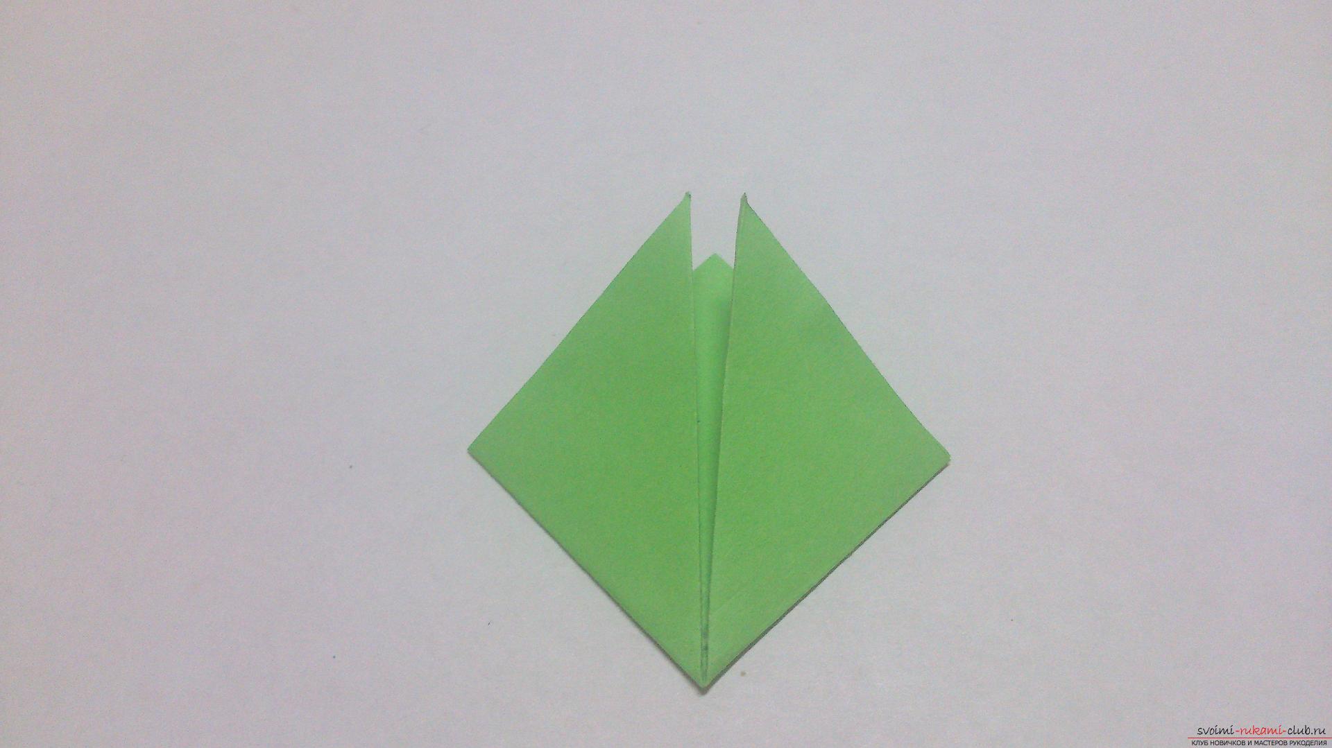 Как сделать шар из бумаги покажет наш мастер-класс с фото, в котором используется техника оригами из модулей - кусудама.. Фото №5